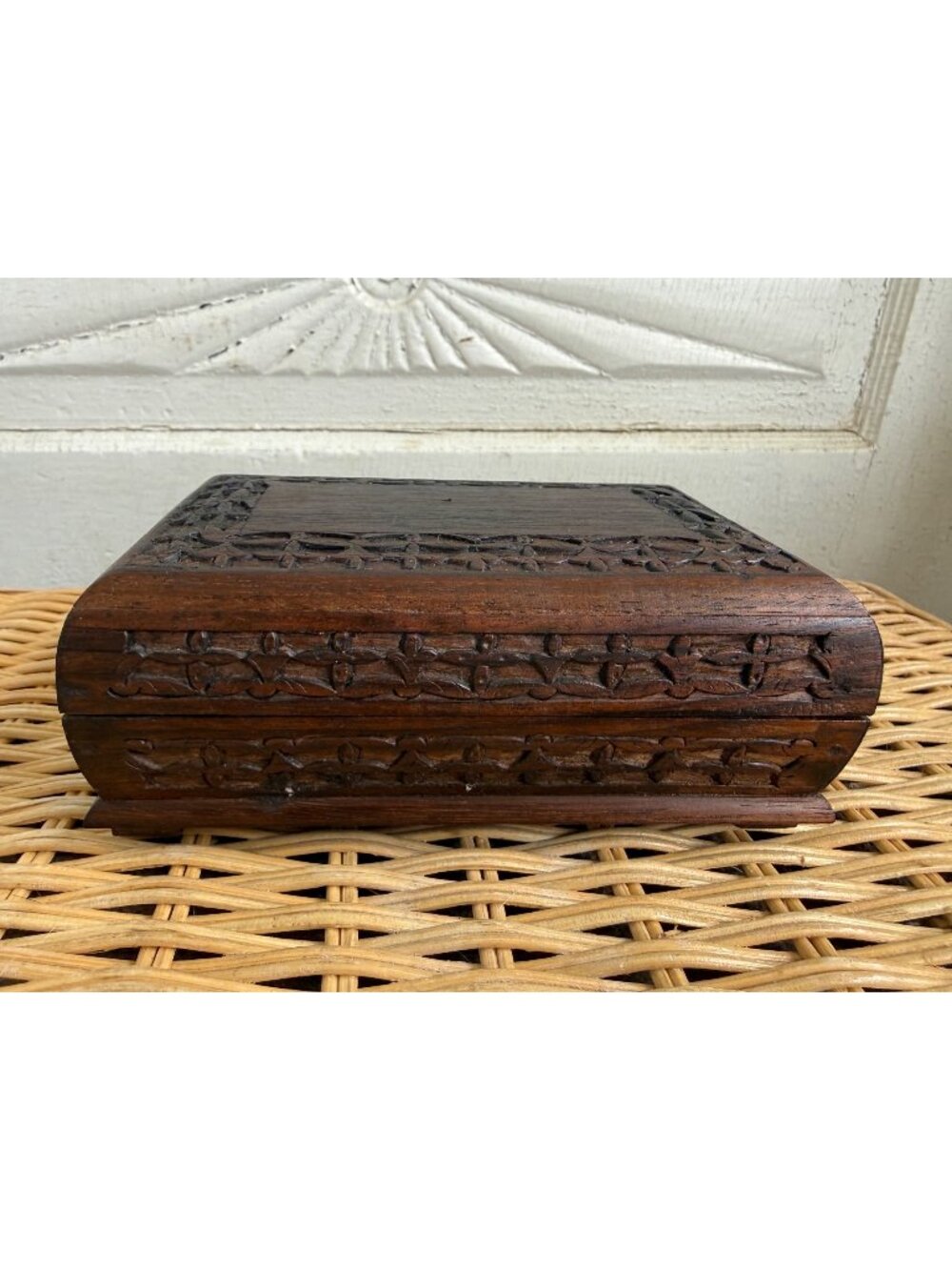 Vintage 50's Wood Wooden Footed Jewelry/Trinket Box Carved Floral